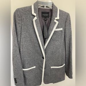 Young women’s suit jacket